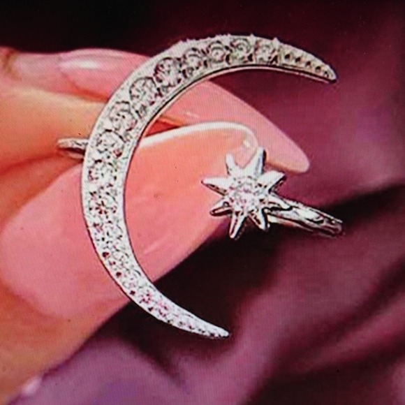 Any2/$30🌸Constellation wrap ring. - Picture 4 of 8